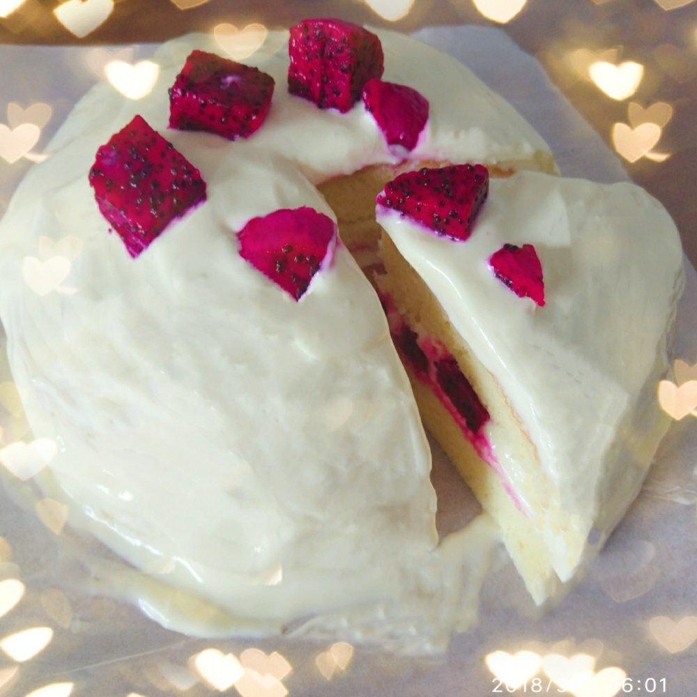 8寸戚风水果奶油蛋糕