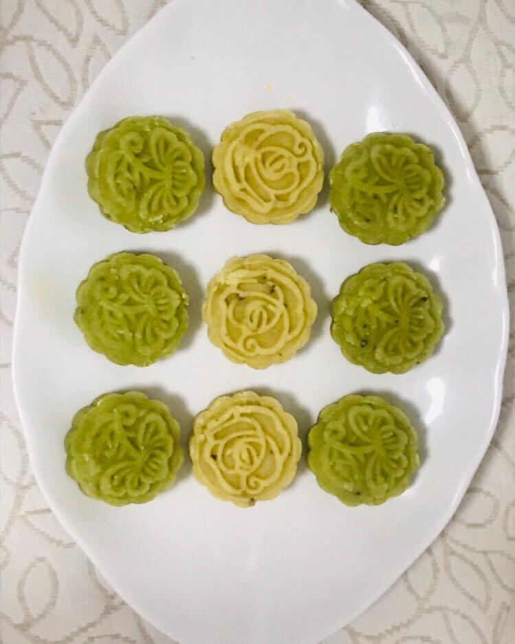 多味奶香绿豆糕