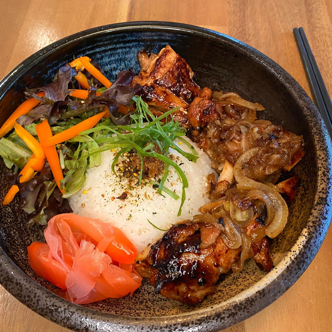 照烧鸡腿饭