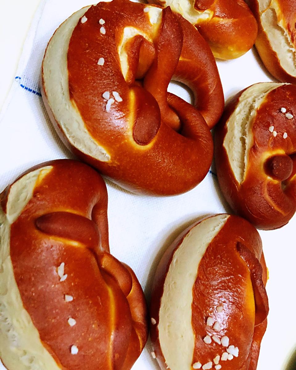 堂妈小厨——碱水面包