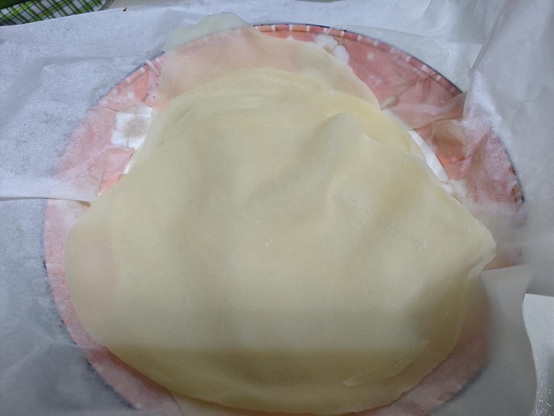 层薄如纸的蒸春饼 柔软又劲道 卷肉卷菜都好吃 附细节视频详解