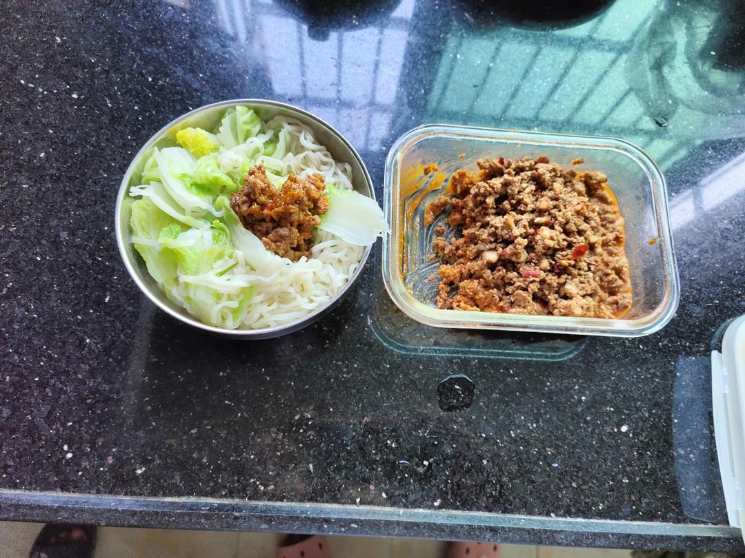 把我自己给征服的万能肉酱