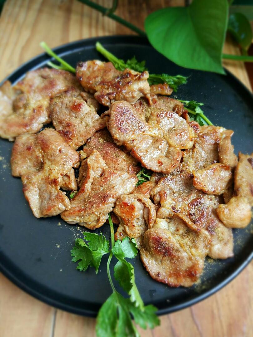 淡淡的月光s做的香煎梅花肉