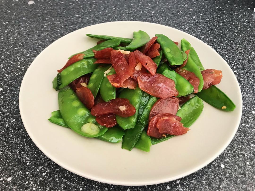 荷兰豆炒腊肠