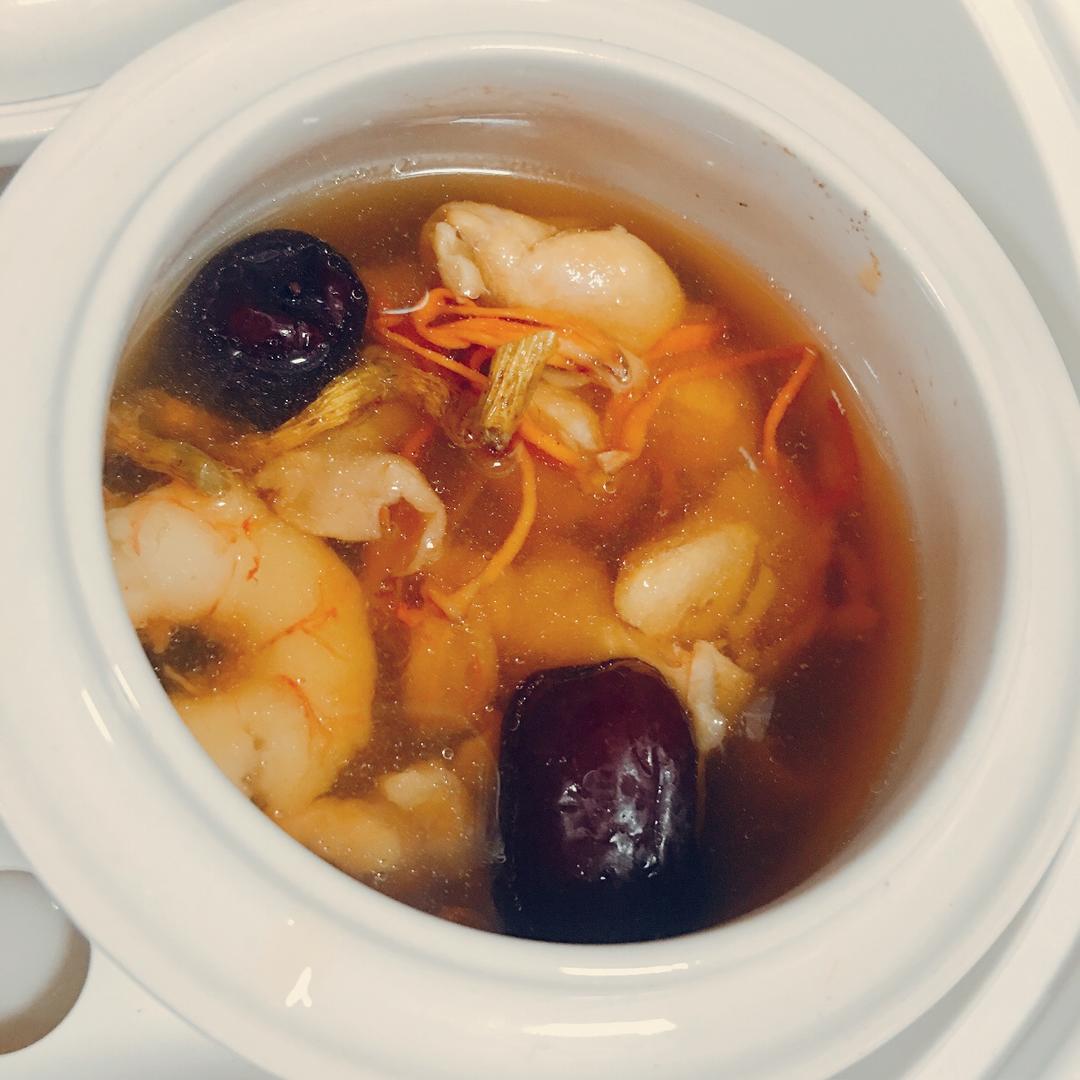 【小森妈妈菜谱】孕妇靓汤花胶炖鸡