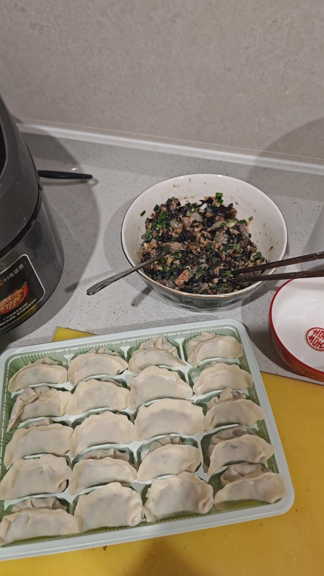 三鲜水饺（三鲜馅饺子）