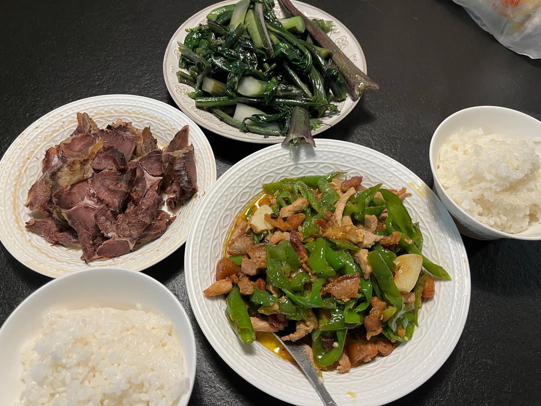 农家小炒肉【记忆中勾魂的油汤】