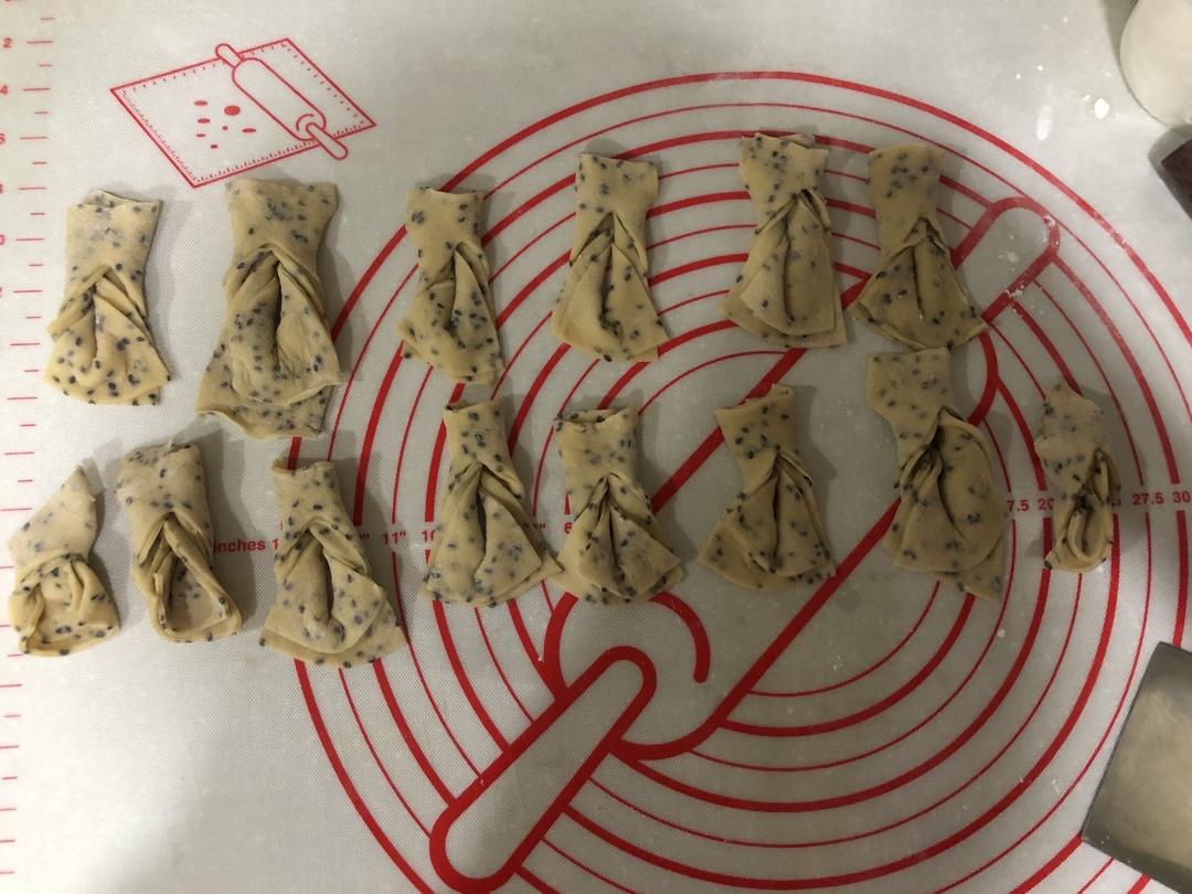 过年小食炸小果（焦叶）