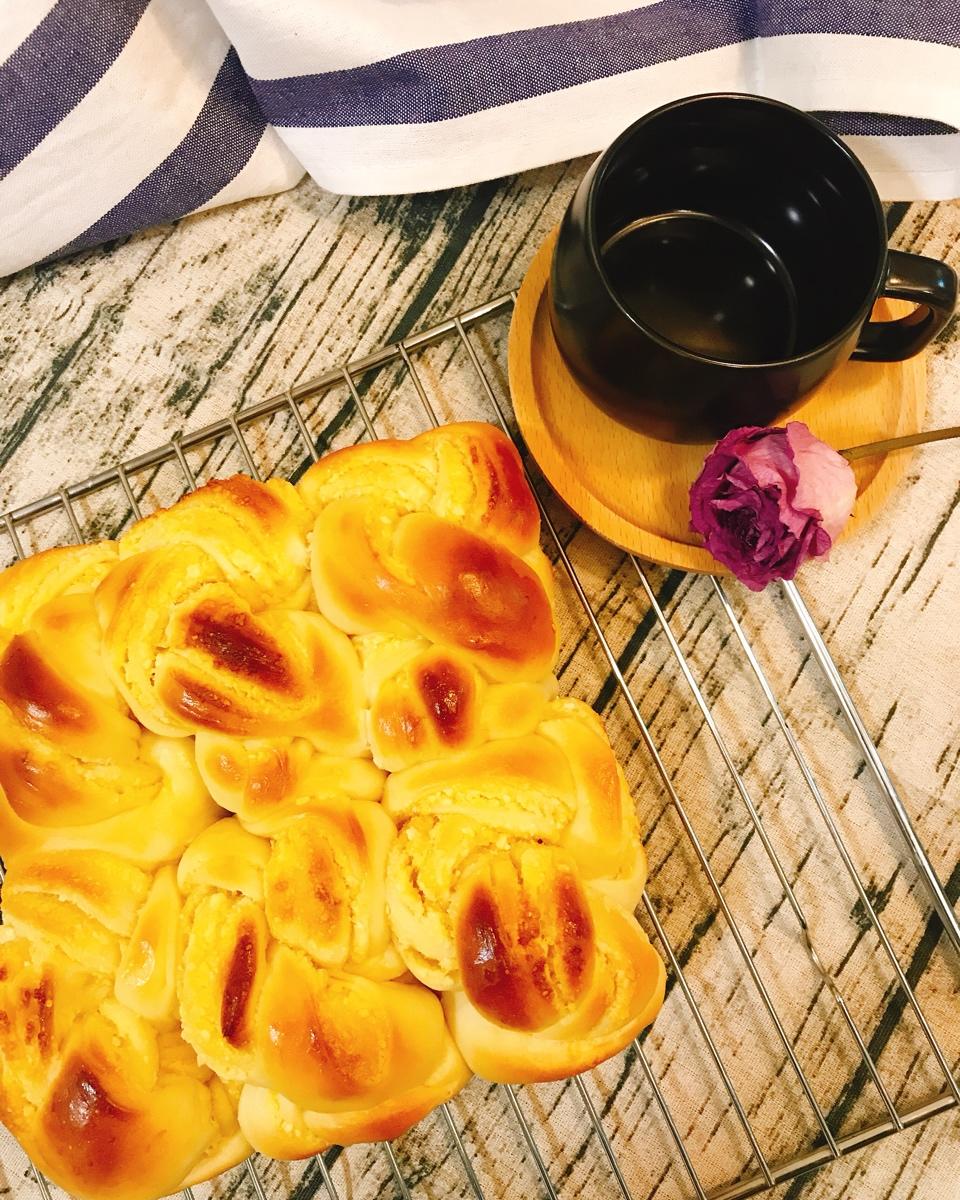 椰蓉吐司.....椰蓉薯泥馅