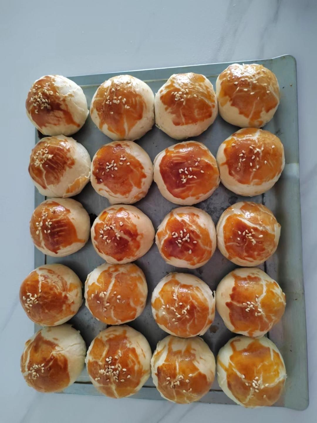 超简单 免揉 酥掉渣的蛋黄酥(超详细附全程视频)不破酥『万能酥皮』