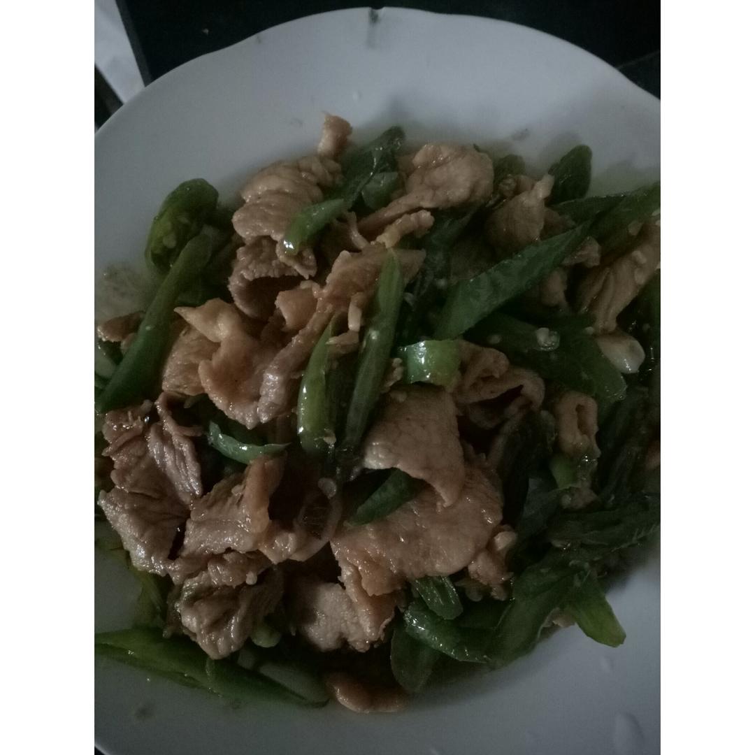农家小炒肉【记忆中勾魂的油汤】