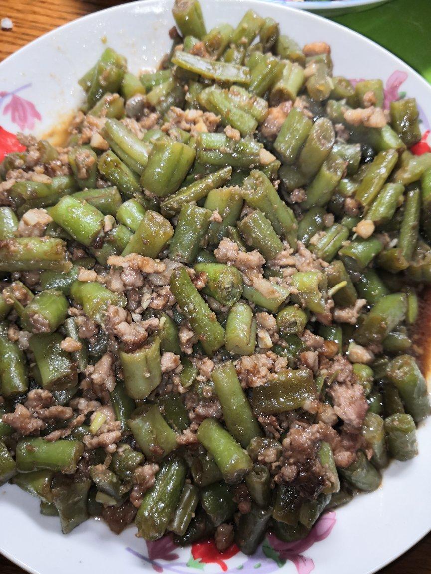 肉沫豆角下饭菜
