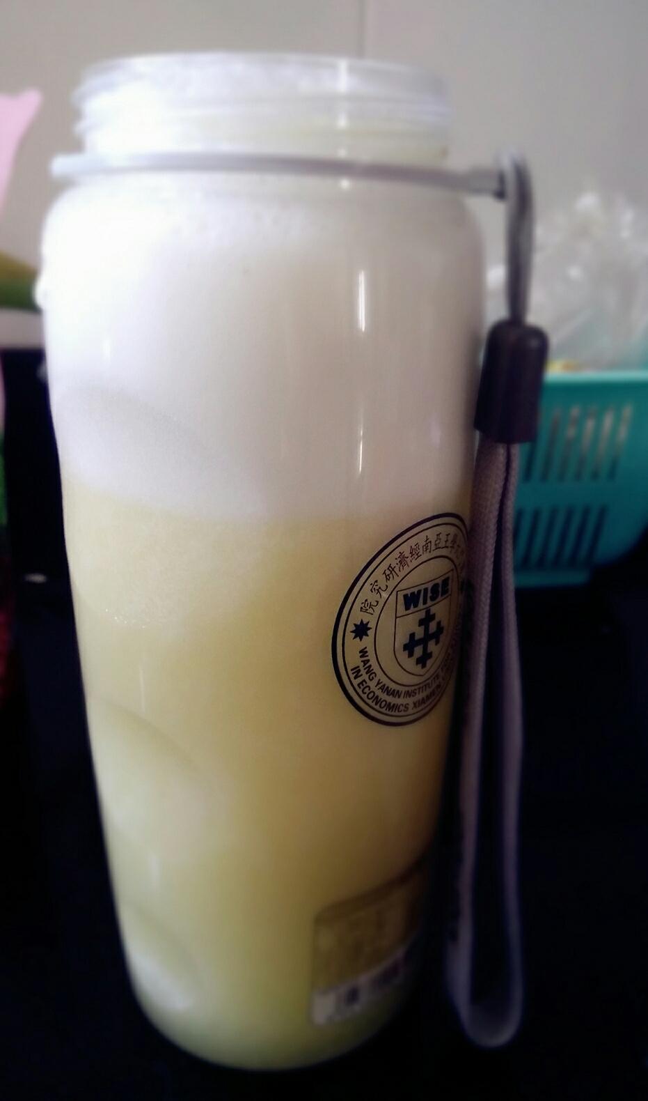 老盐蜂蜜菠萝汁的做法