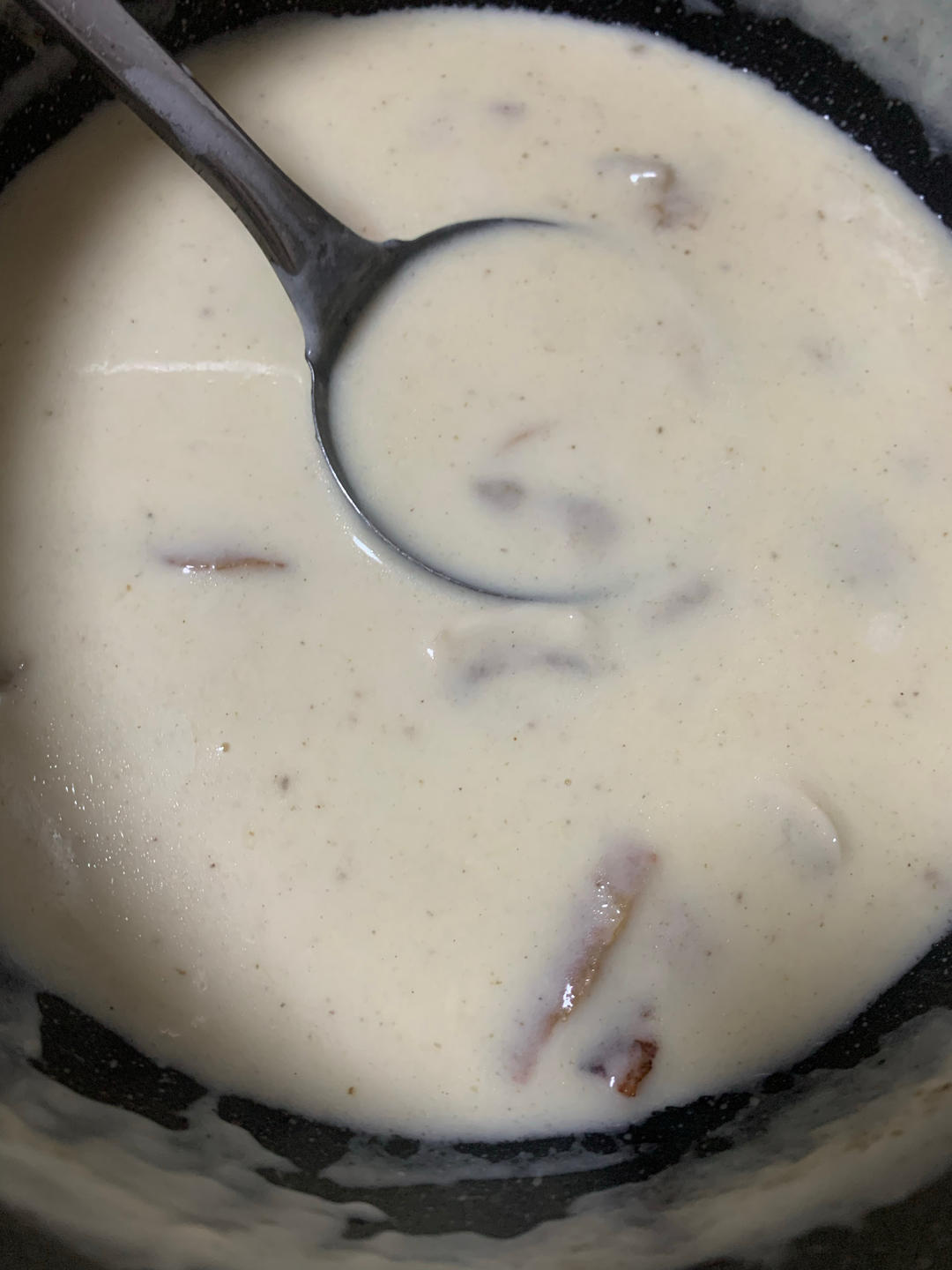 奶油蘑菇浓汤（在家也能喝的美味浓汤）