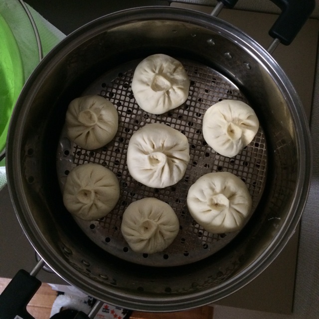 木耳粉丝肉包子