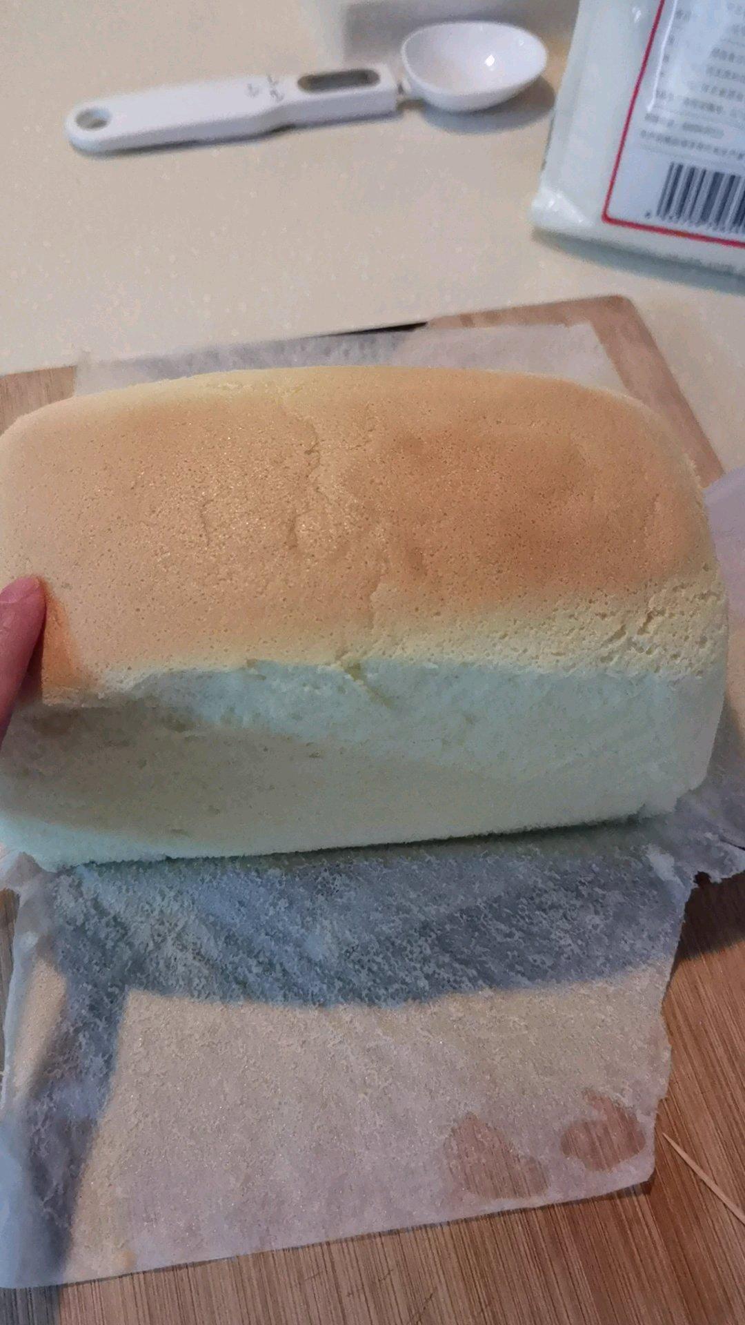 土司盒古早味蛋糕