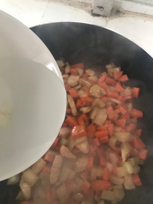 咖喱土豆鸡块的做法 步骤9