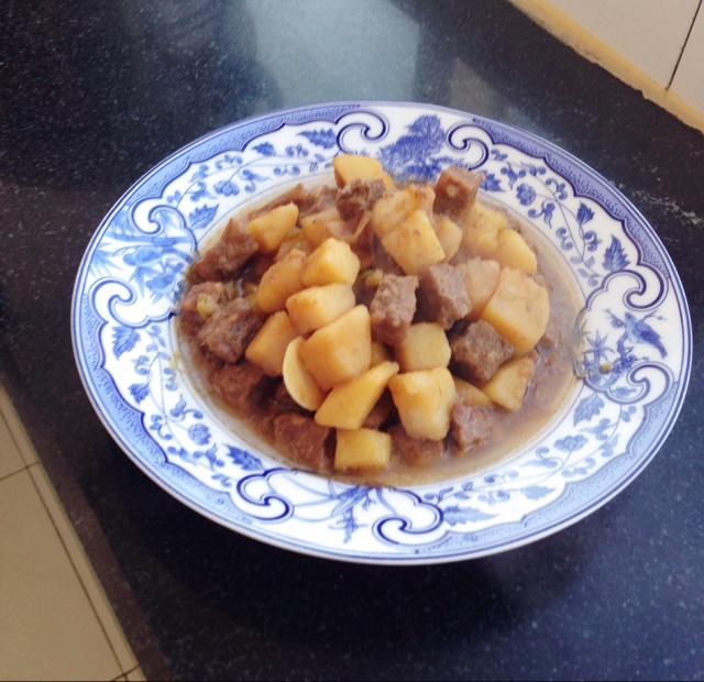 土豆炖牛肉