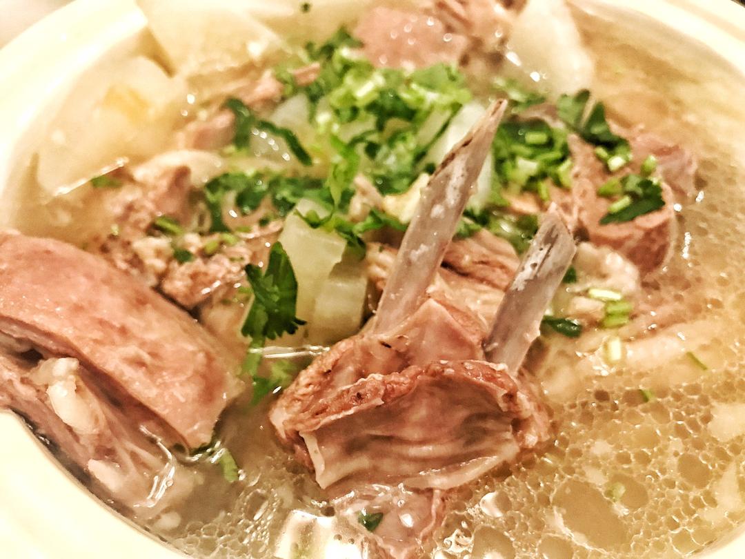 舌尖点名的宁夏清炖羊肉的做法