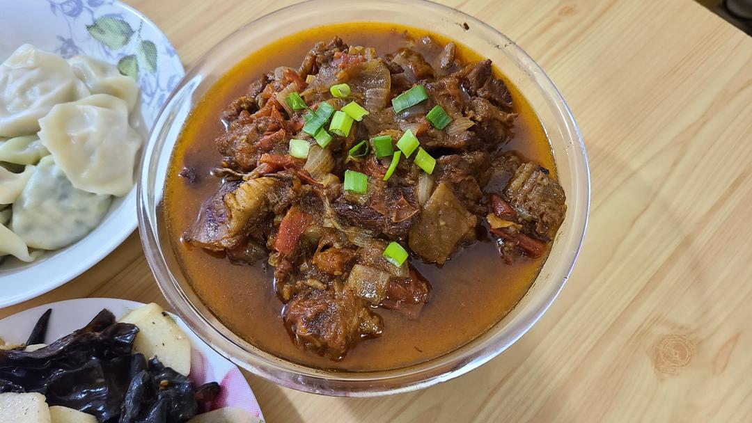 番茄土豆炖牛腩