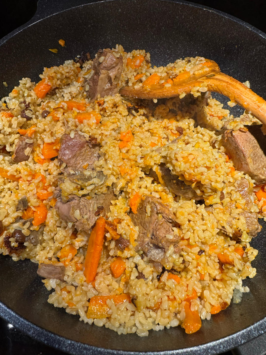 新疆羊排抓饭（出锅后米粒分明的秘密）