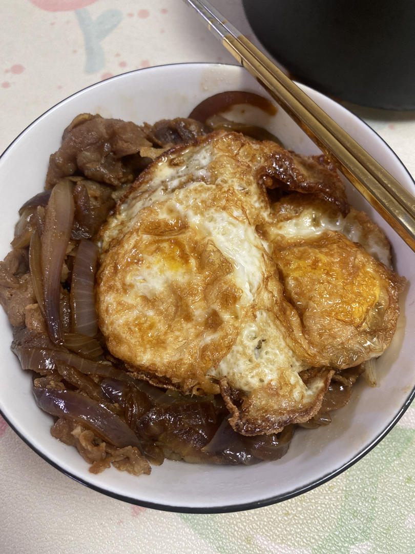 好吃到上头的日式肥牛饭✅一吃就爱上