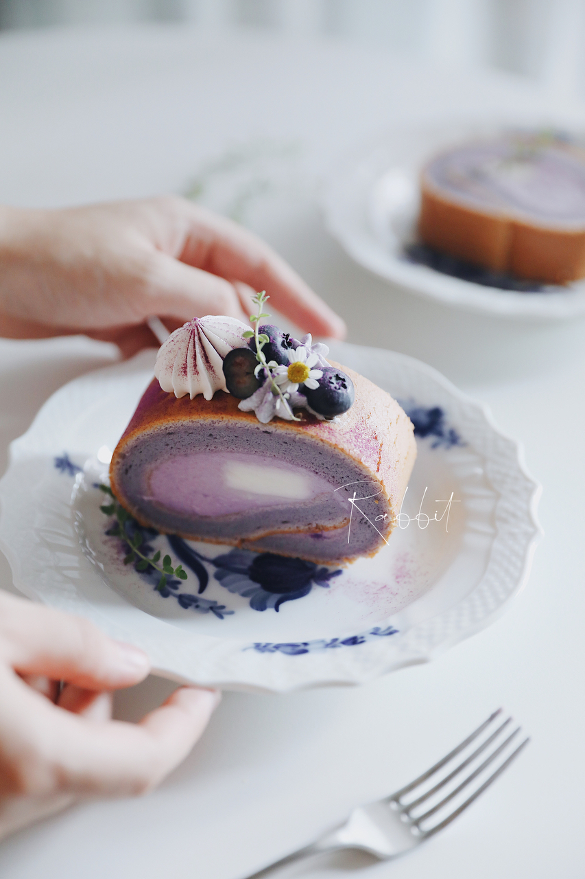 椰香奶冻芋泥紫薯蛋糕卷