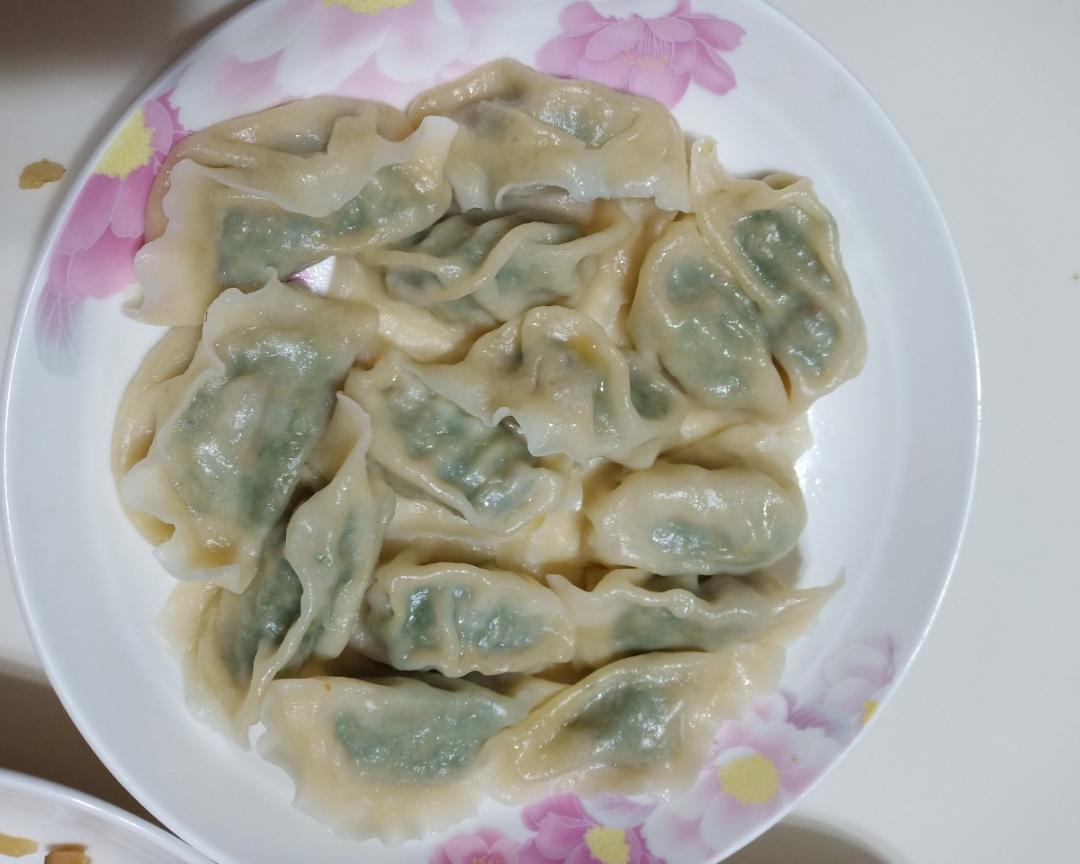 萝卜叶馅饺子-把肥肉煸成脂渣，不吃肉饺子的我也喜欢的不得了