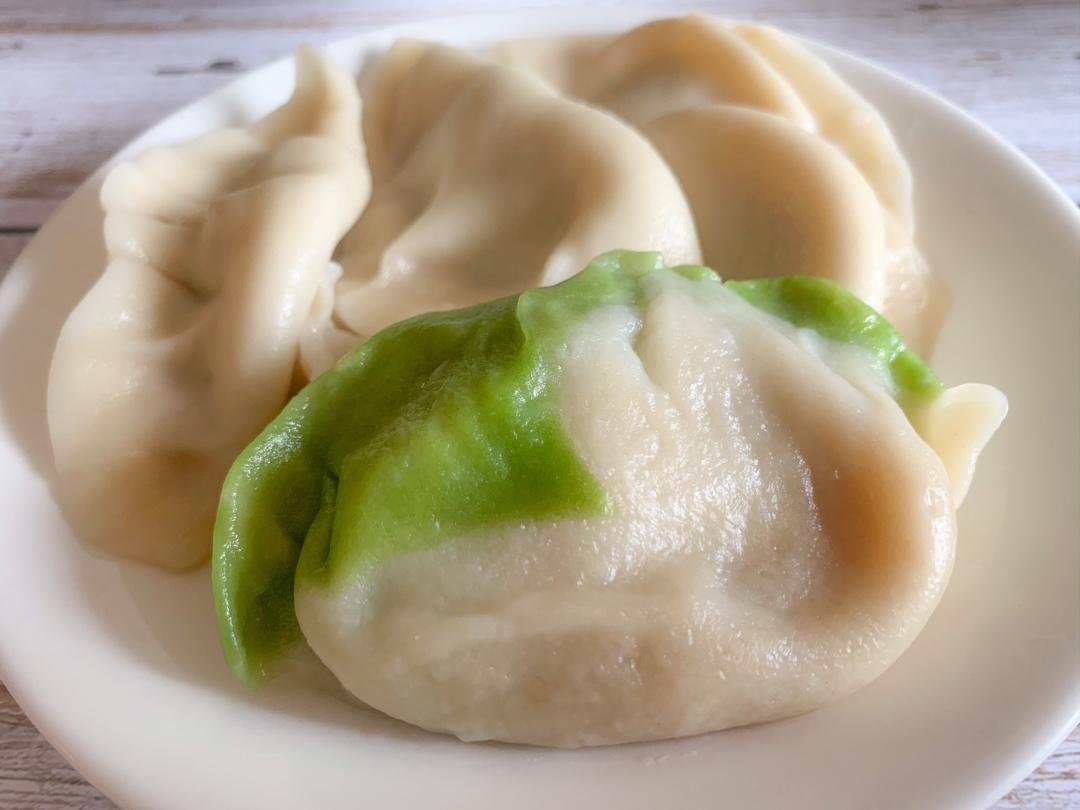 翡翠白玉白菜饺子详细版（附翡翠白玉白菜饺子包法，翡翠白玉饺子皮两种制法，面包机和面，翡翠白玉烧卖，各种馅料搭配）