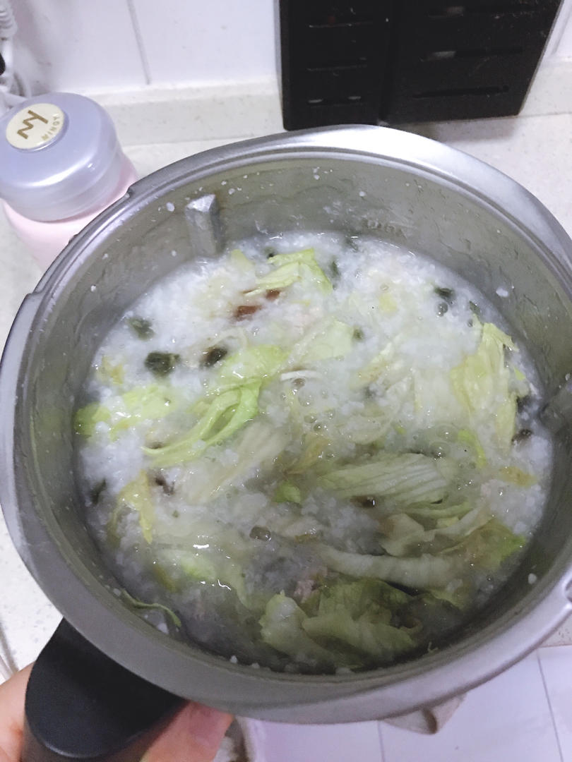 小美版皮蛋瘦肉粥