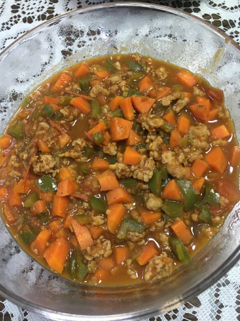 西红柿茄子肉丁打卤面