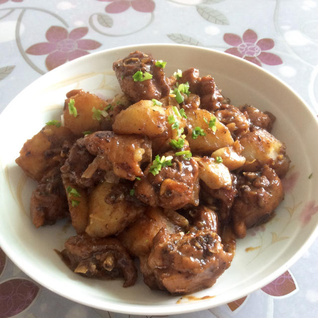 土豆烧鸡翅