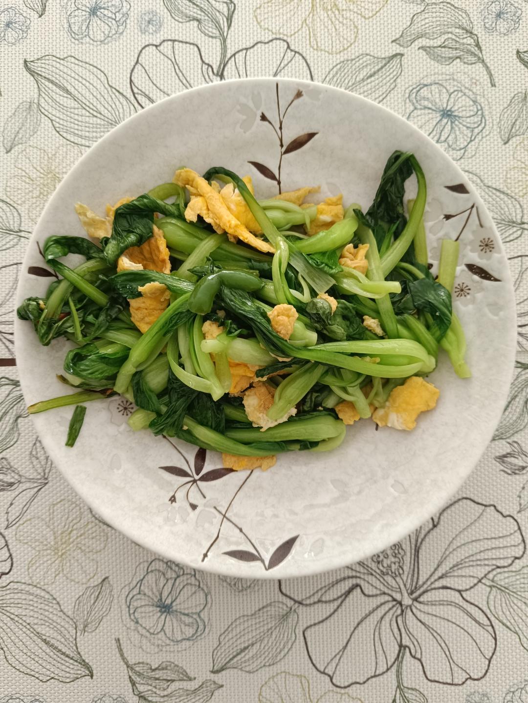 这么操作，油菜炒鸡蛋超好吃