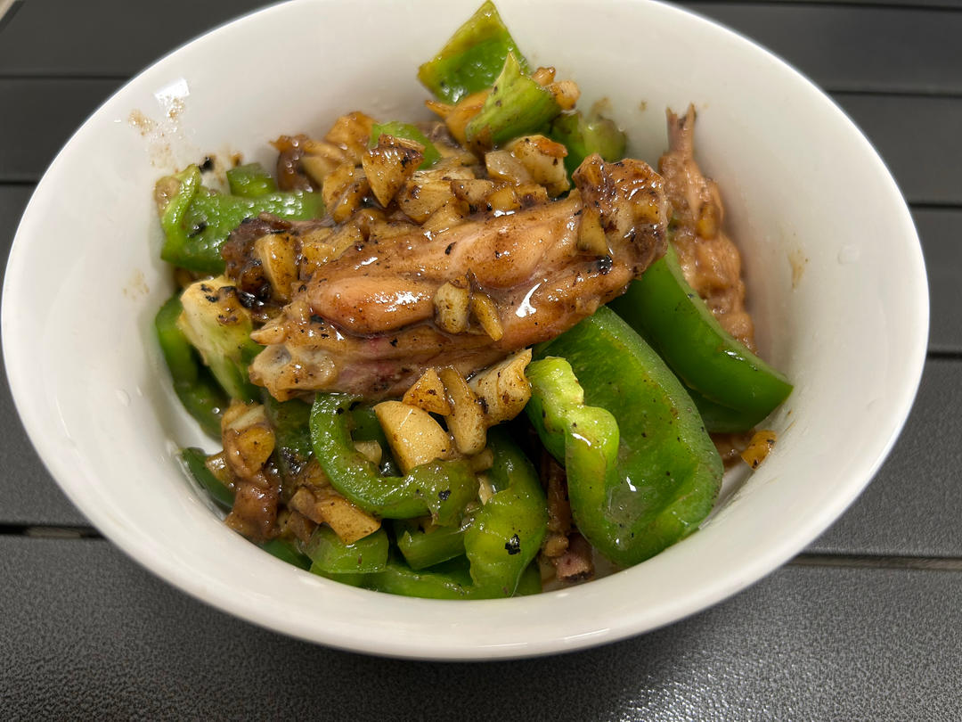 蒜香鸡翅，这才是鸡翅最好吃的做法