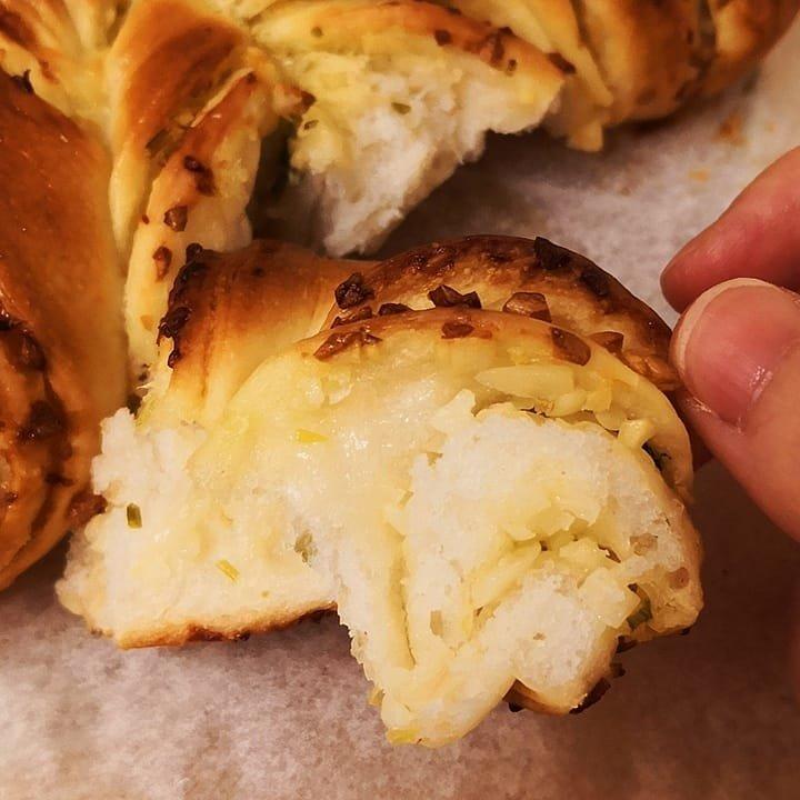 黄油蒜蓉面包