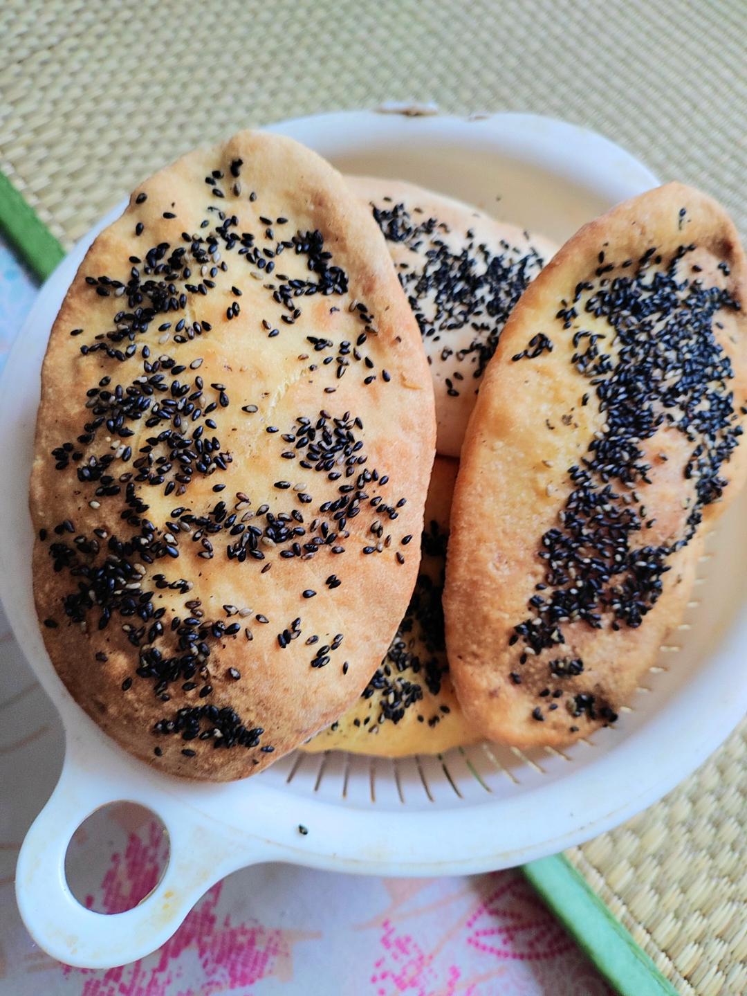 不用发面，简单易做，酥脆可口的空心糖烧饼