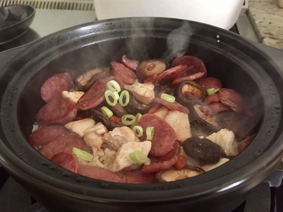 煲仔饭，从零到一教你做（内附香菇滑鸡和牛肉煲仔饭做法）