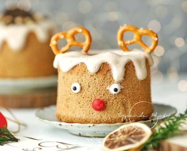 圣诞傻萌麋鹿——摩卡奶油蛋糕的做法
