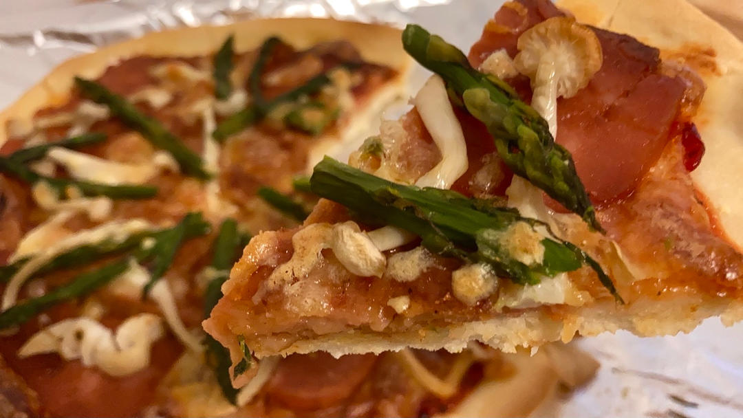 🍕单手披萨｜卡卡爸·教小白｜第一张披萨