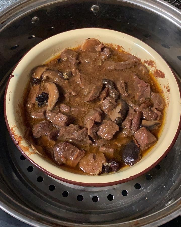 红烧牛肉土豆 （独家秘制）