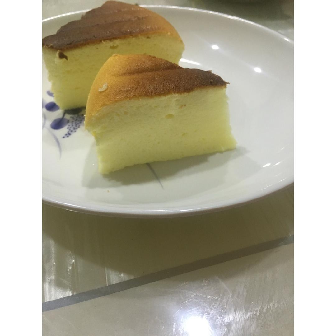 无油酸奶蛋糕---吃出芝士蛋糕D口感和味道，健康之选！