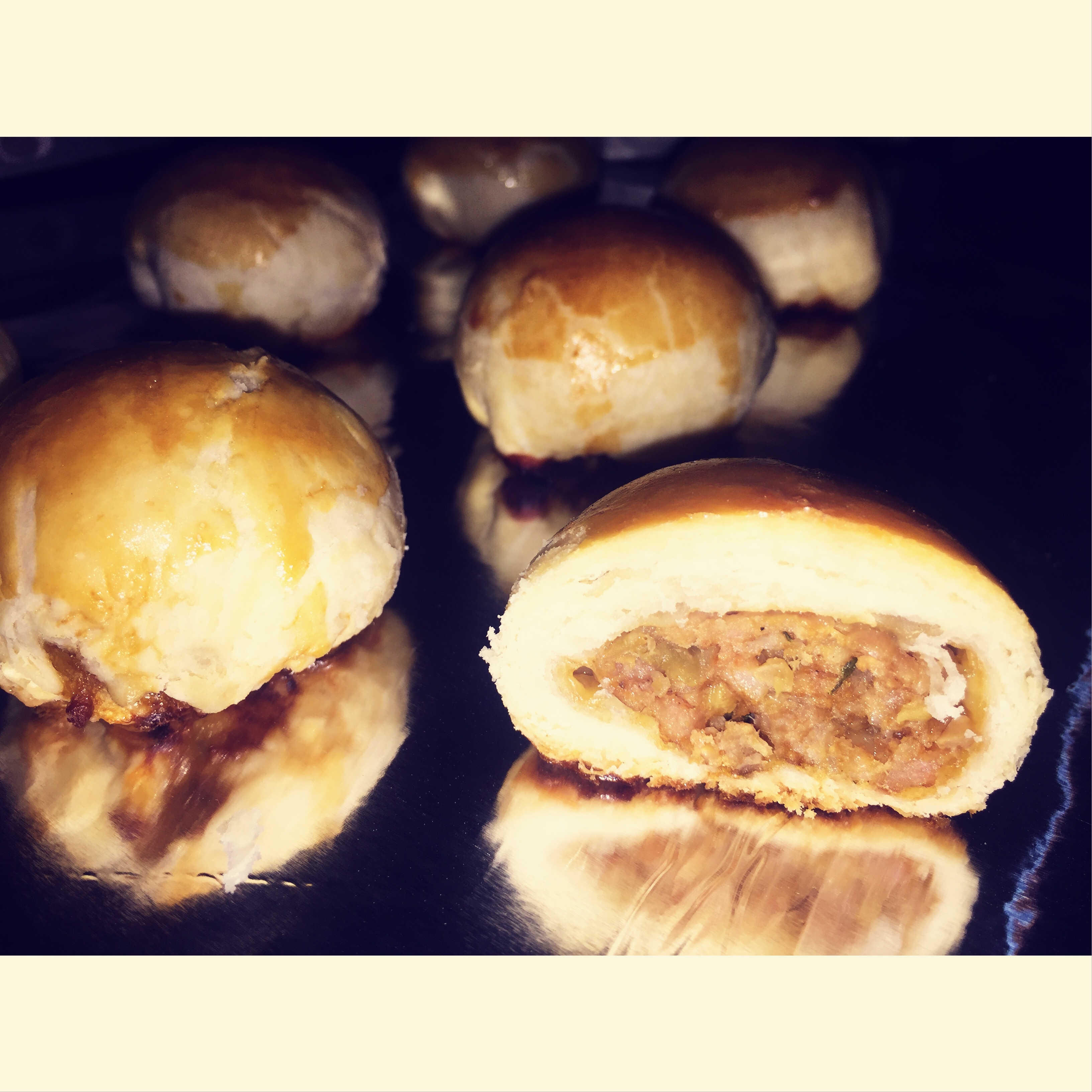 泳式鲜肉榨菜月饼