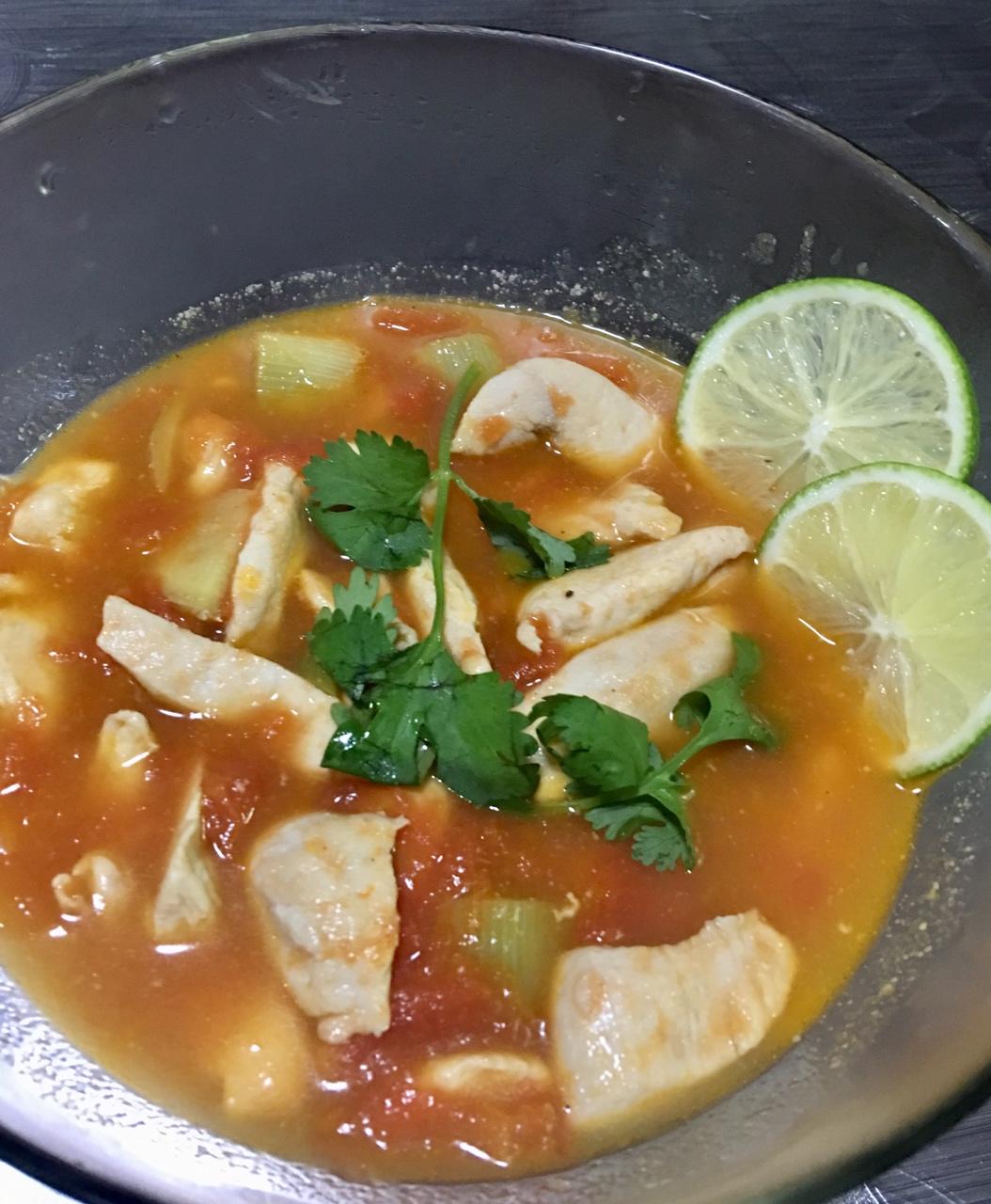 番茄炖鸡胸丨健康·三餐