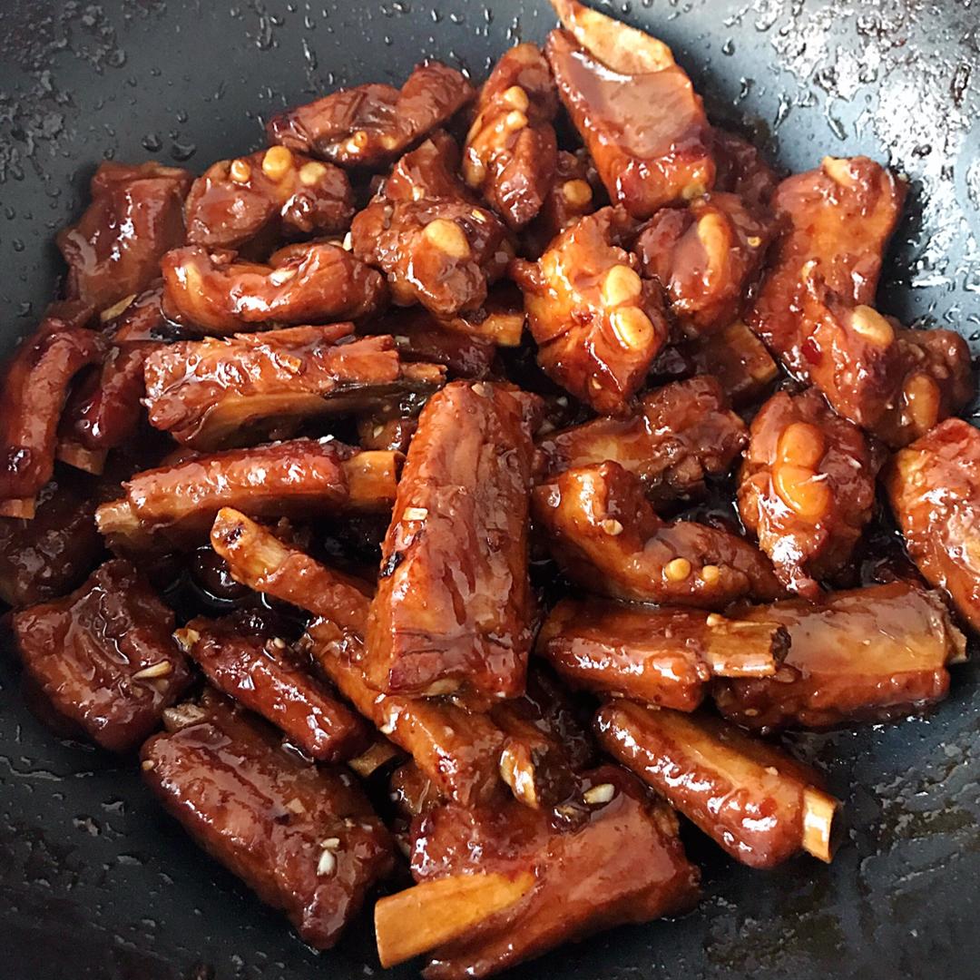 红烧排骨