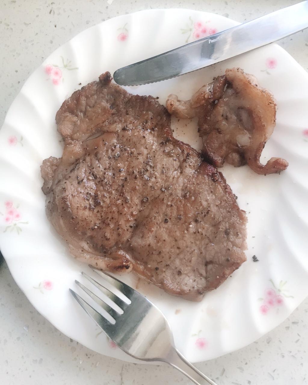 好吃到哭的煎牛排