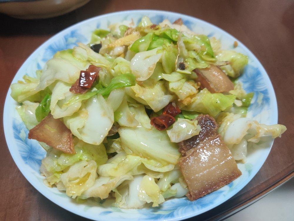 阿婆手撕包菜