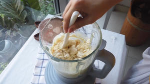 奶味浓浓の多种口味冰皮绿豆糕的做法 步骤6