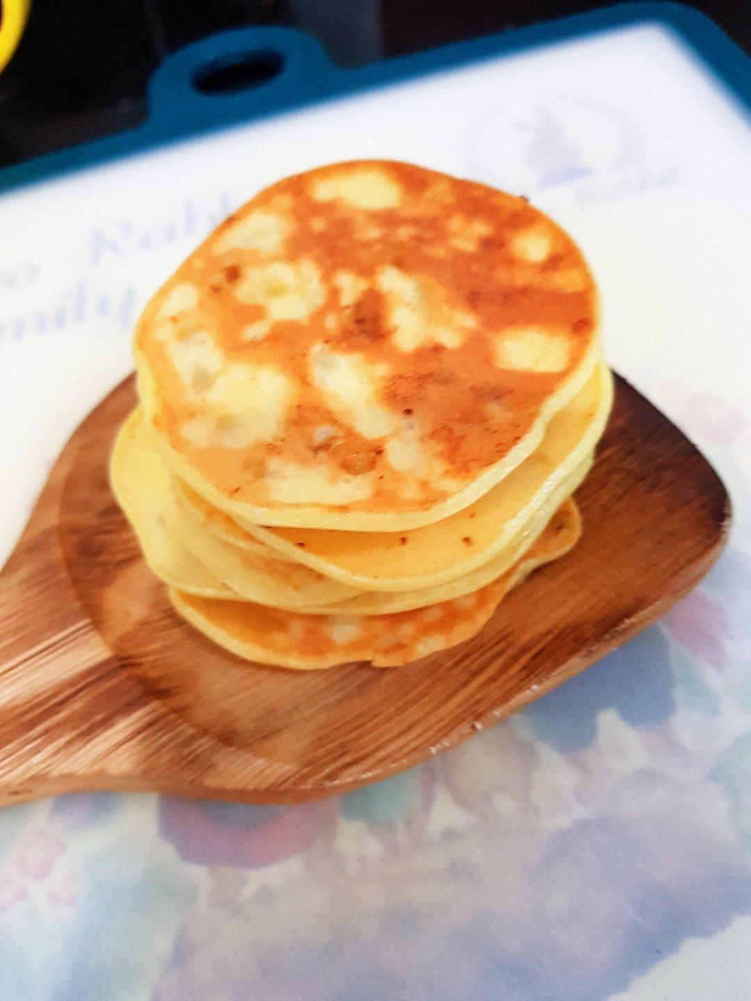 酸奶松饼🥞                                       （适合1岁-100岁宝宝）