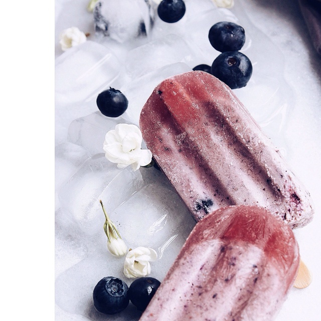 jerlee做的酸奶冻黑醋栗雪糕