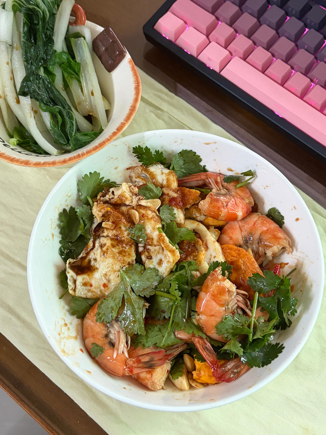 泰式柠檬虾----酸酸甜甜就是我！